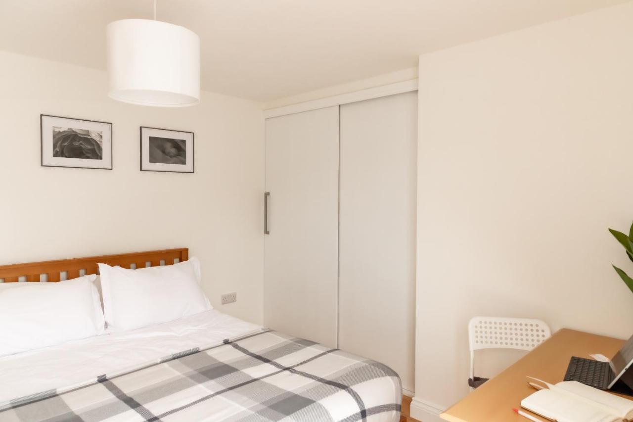 Amethyst Apartment Oxford Esterno foto