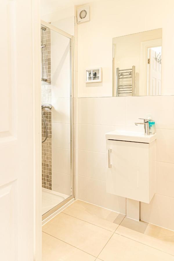 Amethyst Apartment Oxford Esterno foto
