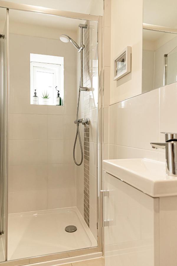 Amethyst Apartment Oxford Esterno foto